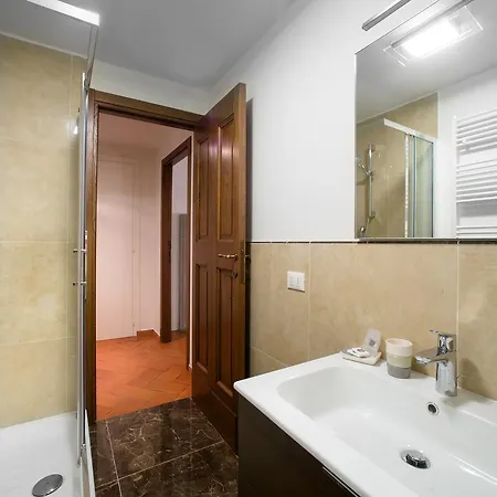 Apo1 Deluxe 2bdr Family By Ponte Vecchio Apartment