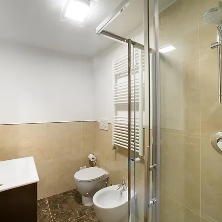Apartment Apo1 Deluxe 2bdr Family By Ponte Vecchio Florence